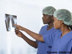 2 médecin poumons.jpg