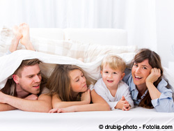 polluants intérieurs famille sous la couette.jpg