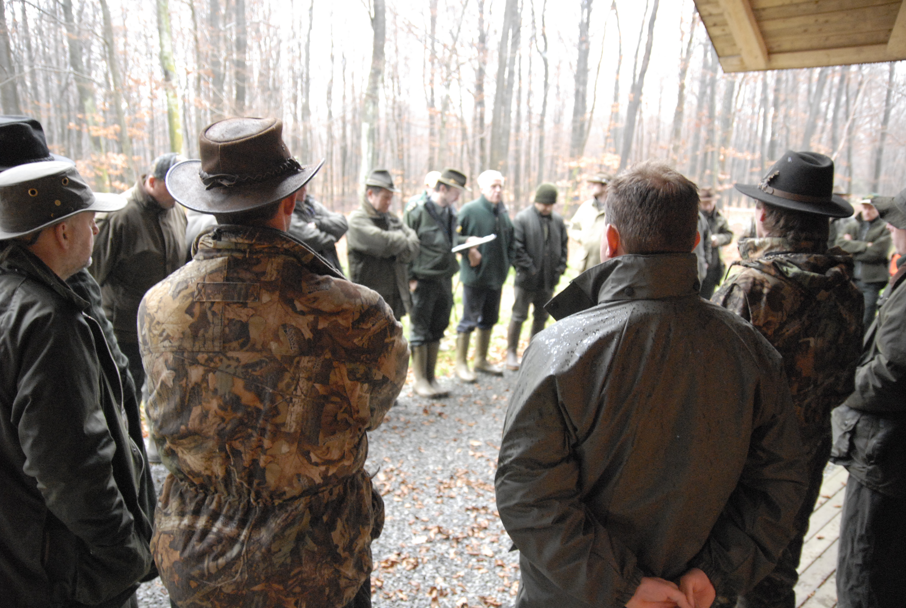 chasse_couronne_ronde.jpg